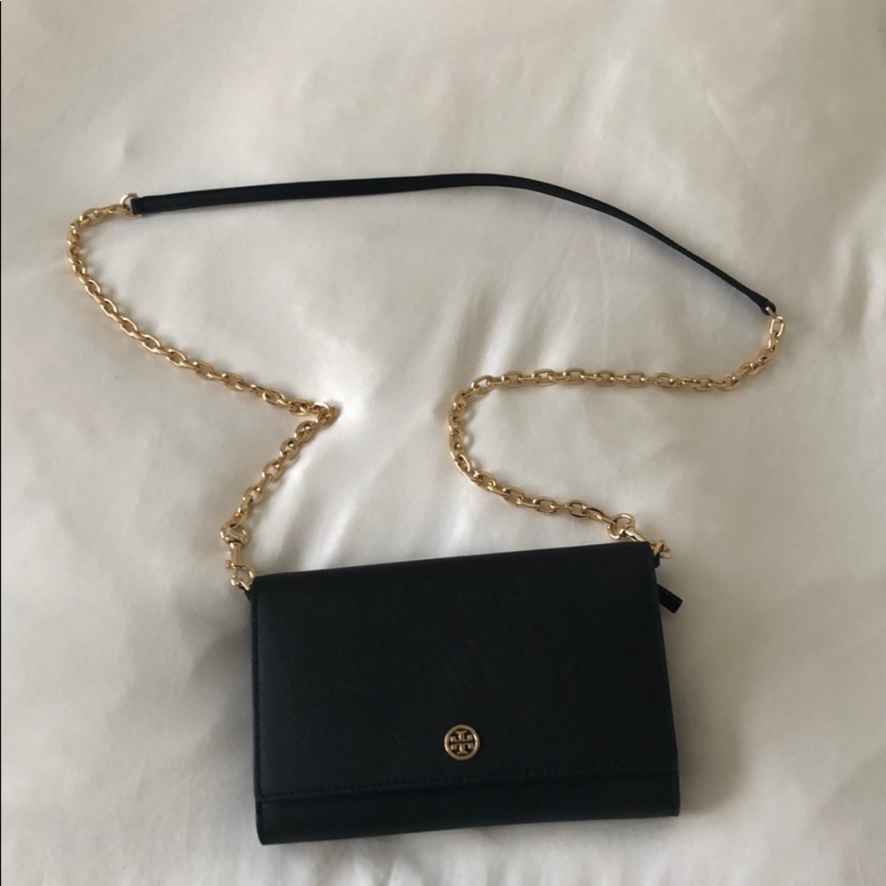 Tory Burch Wallet on Leather and Chain Strap